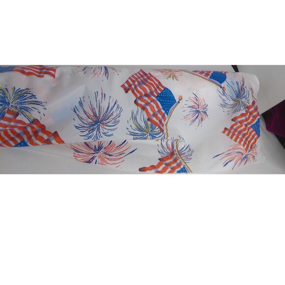 Vintage Amscan Fireworks Flags Plastic Tableroll Tablecloth New - Picture 10 of 10